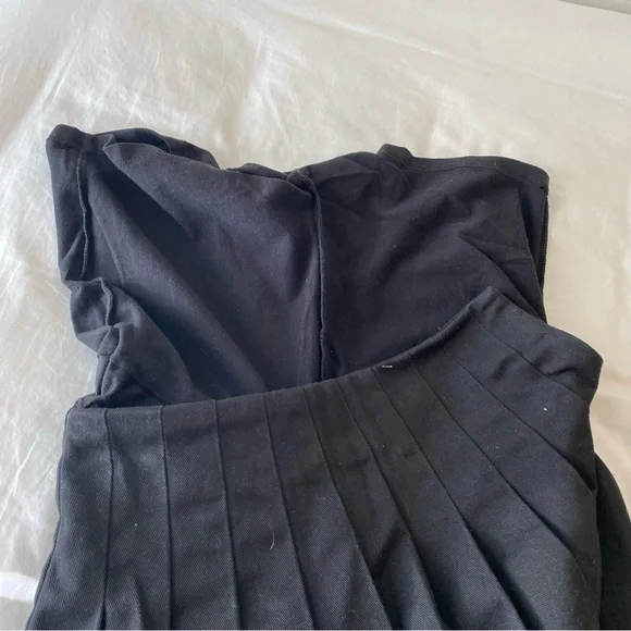 Brandy Melville John Galt Dana Black Pleated Tennis Mini Skirt - Picture 3 of 4